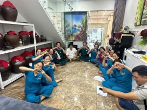 Học Bấm Huyệt Không Cần Bằng Cấp Y Lớp Thực Hành